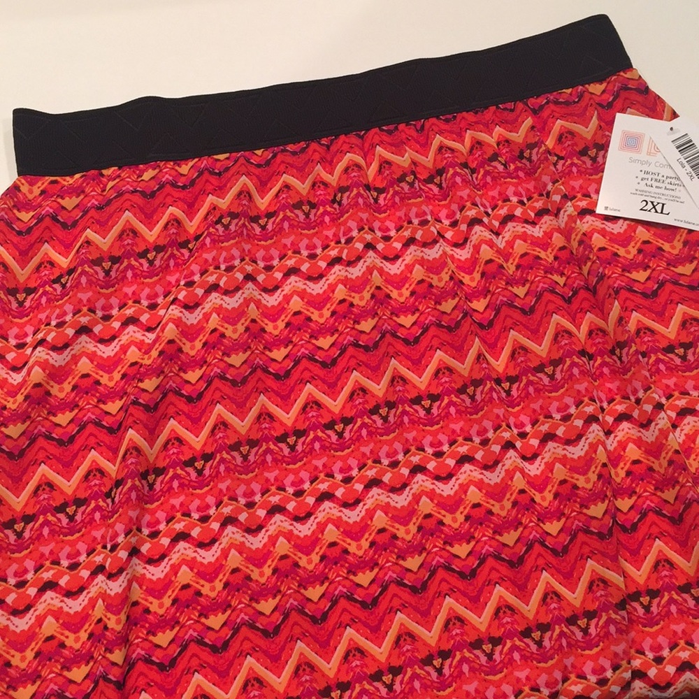 NWT LuLaRoe Lola Skirt